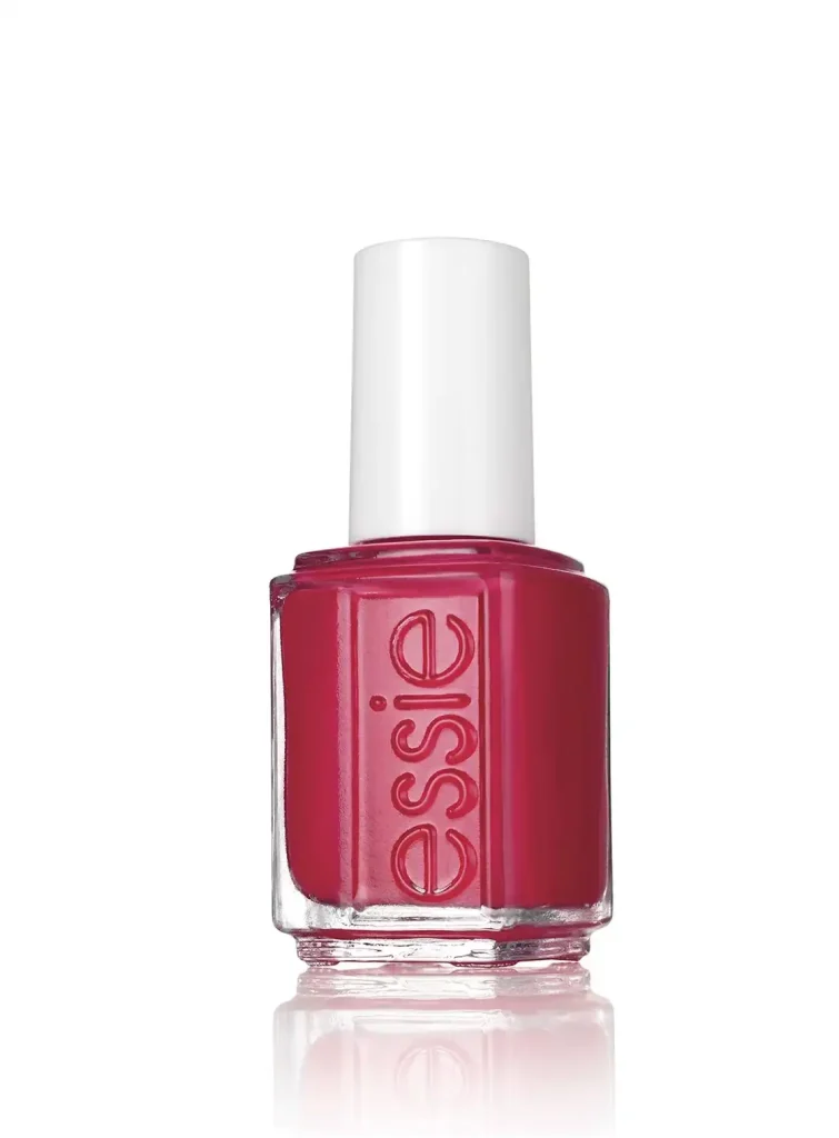 Winter essie 390 Altitude Attitude Nagellack
