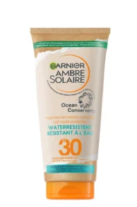 Garnier Ambre Solaire Lait Protecteur Solaire Résistant à l’Eau SPF 30 -175 ml