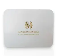 Boîte blanche portant le logo « M », « Maison Maissa » et « Haute Parfumerie Paris »